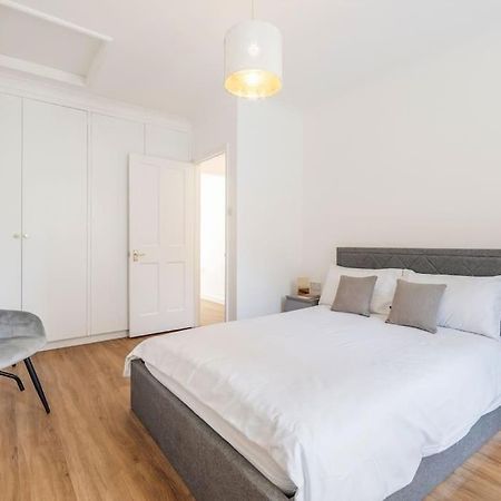 伦敦House 10 Mins To Tower Bridge Hot Tub & Parking别墅 外观 照片