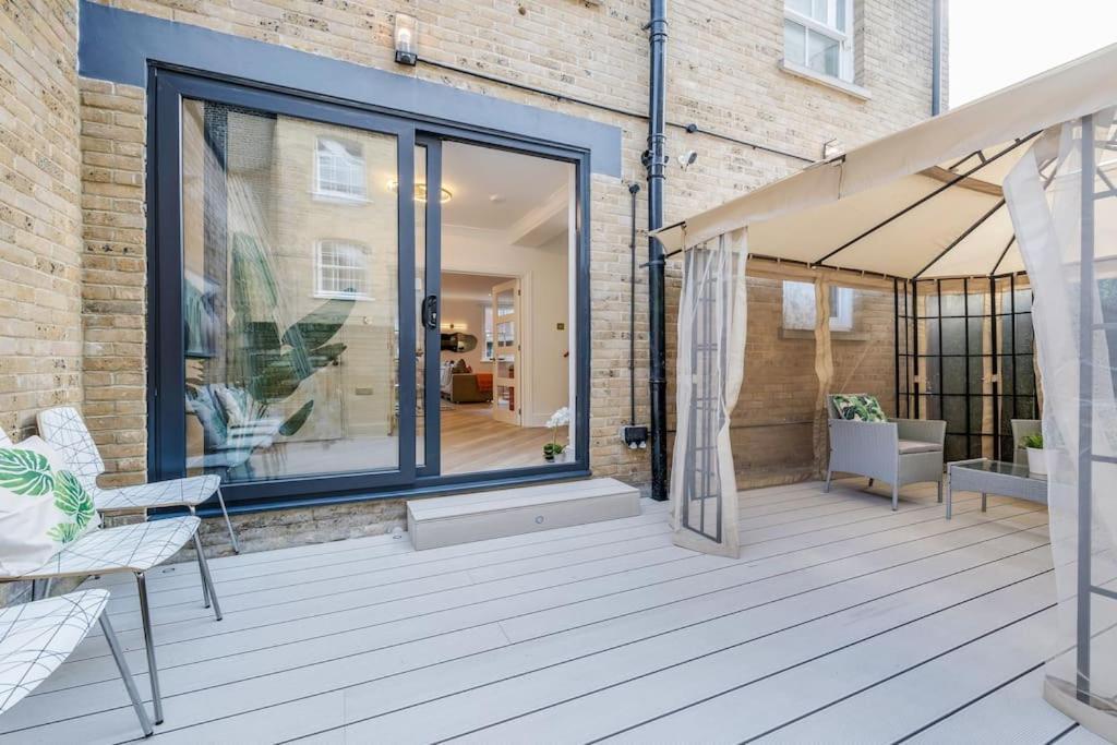 伦敦House 10 Mins To Tower Bridge Hot Tub & Parking别墅 外观 照片