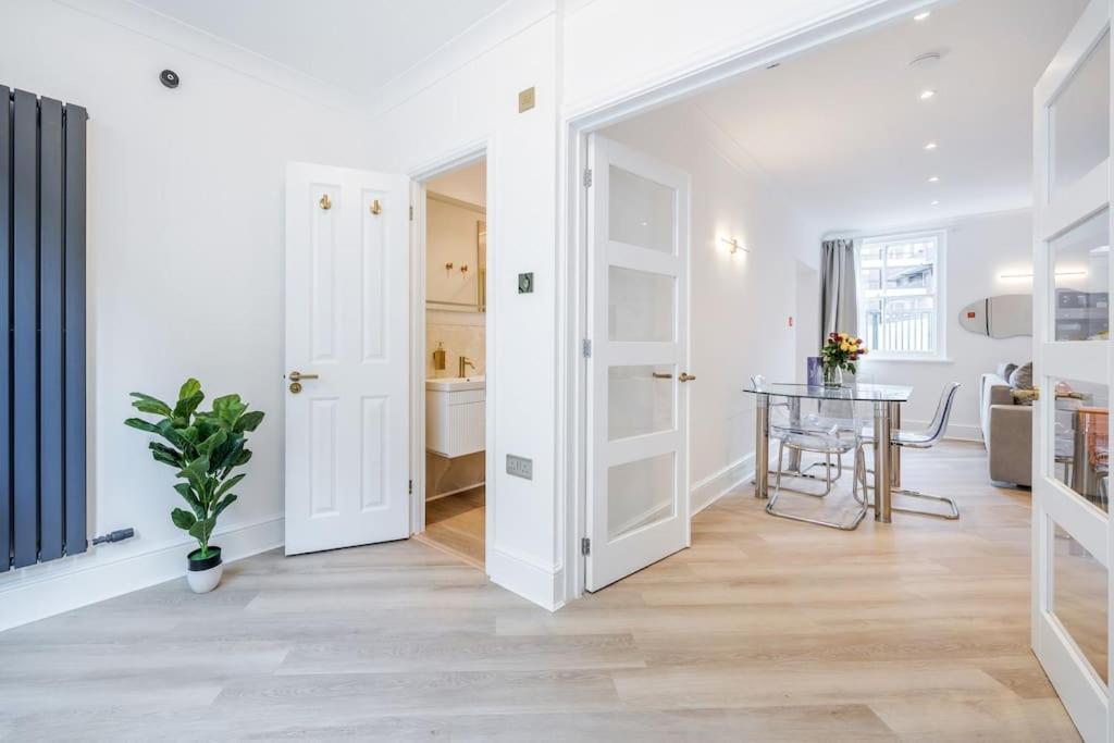 伦敦House 10 Mins To Tower Bridge Hot Tub & Parking别墅 外观 照片