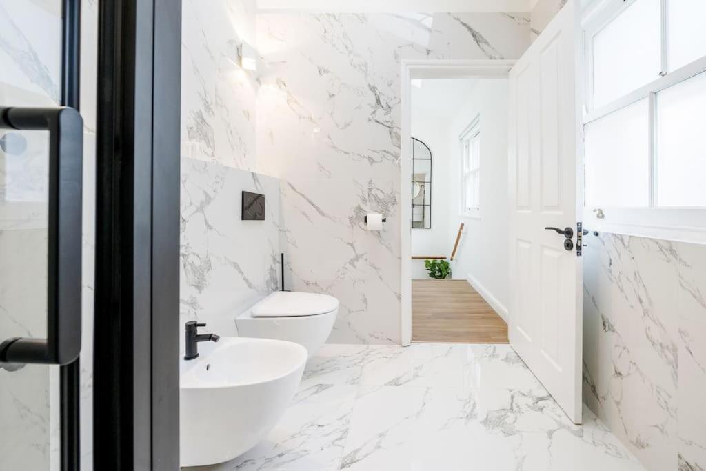 伦敦House 10 Mins To Tower Bridge Hot Tub & Parking别墅 外观 照片