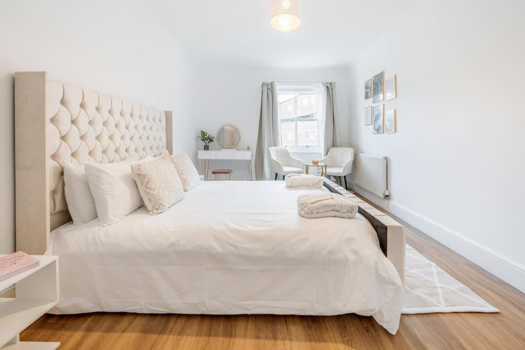 伦敦House 10 Mins To Tower Bridge Hot Tub & Parking别墅 外观 照片